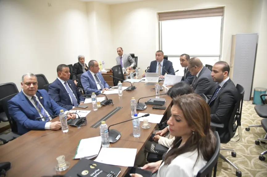صناعة النواب تطالب بوضع معايير واضحة لقياس عائد دعم المصانع المتعثرة وإعادة تشغيلها