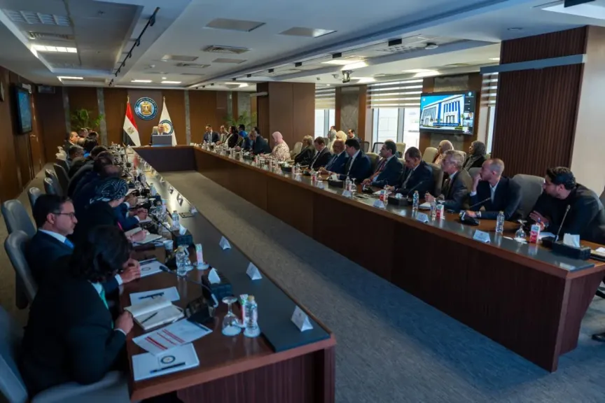 كريم بدوي: تحسين ترتيب مصر في مؤشرات الاستثمار التعديني أولوية لجذب الاستثمارات العالمية