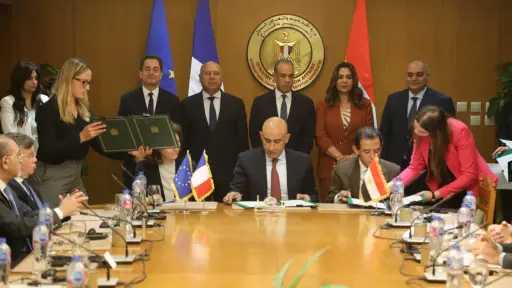 وزير النقل يوقع اتفاقيتين لإنشاء مدرستين للتكنولوجيا التطبيقية بحضور 3 وزراء