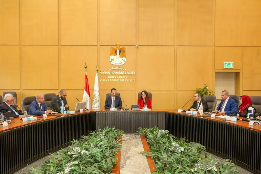 الإسكان والاتصالات تستعدان لإطلاق منصة تصدير العقار المصري رقميًا من العلمين الجديدة