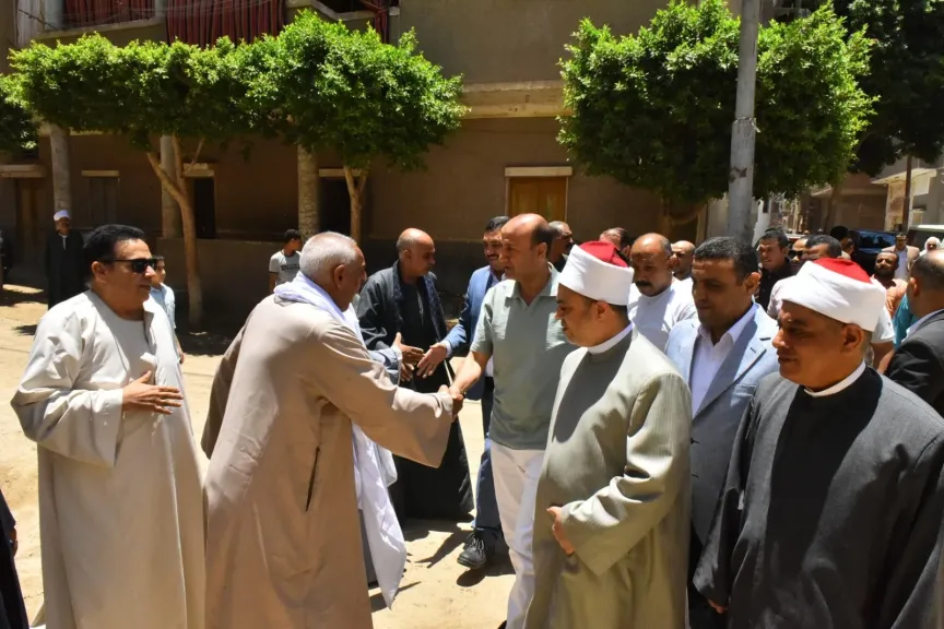 محافظ أسيوط يفتتح مسجد آل أبو سيف بقرية بني قرة بالقوصية بعد إحلاله وتجديده