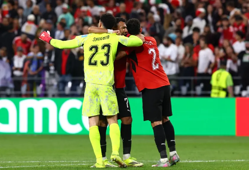 منتخب مصر يتعادل مع إيران 1-1 ويواجه أستراليا في دور الـ 32 للمونديال