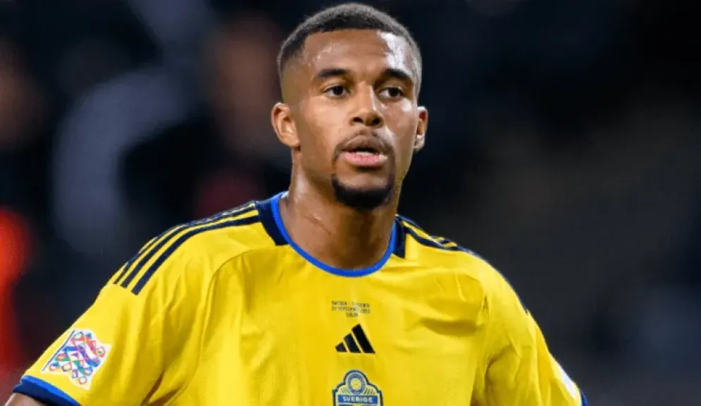 الاتحاد السويدي يعلن انتهاء مشوار المدافع إيزاك هين في كأس العالم بسبب الإصابة