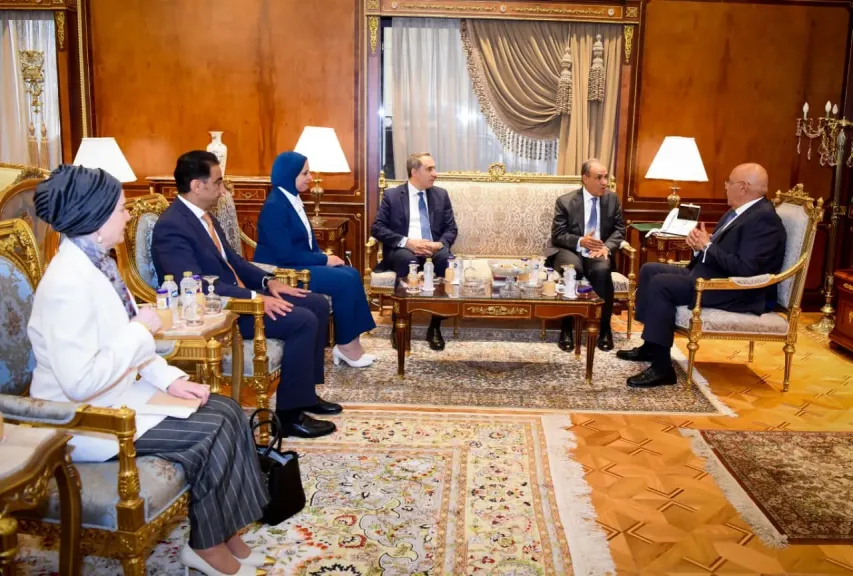 وزير الخارجية يلتقي رئيس مجلس النواب ويؤكد أهمية تعزيز الدبلوماسية البرلمانية خلال المرحلة المقبلة