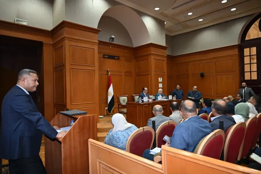 اسكان الشيوخ توافق على مقترح محمد حمزة لإنارة الطريق الدائري بالإسكندرية