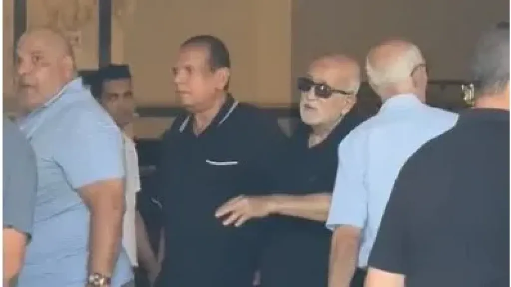تشييع جنازة المنتج الفني غزال الشال من مسجد الحصري
