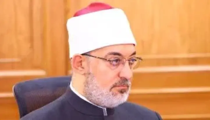 المفتي يهنئ الرئيس السيسي والمصريين بالذكرى الثالثة عشرة لثورة الثلاثين من يونيو