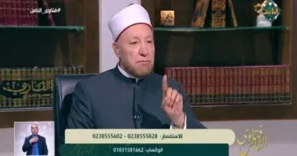 هل الدفاع عن الوطن بالكلمة يؤجر عليه؟.. أمين الفتوى يجيب