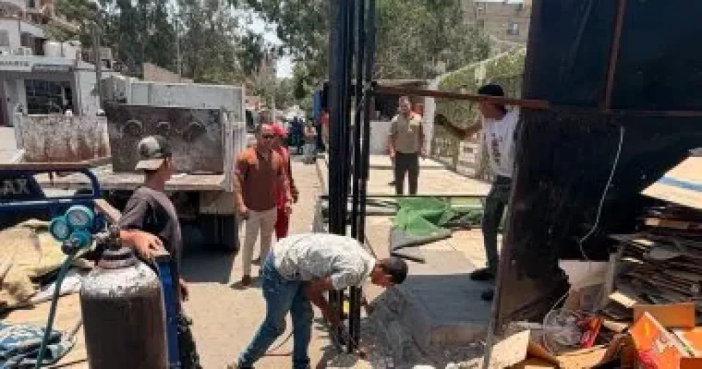 حى المقطم يشن حملات مكثفة لضبط الشوارع وإزالة إشغالات المقاهي والمحال