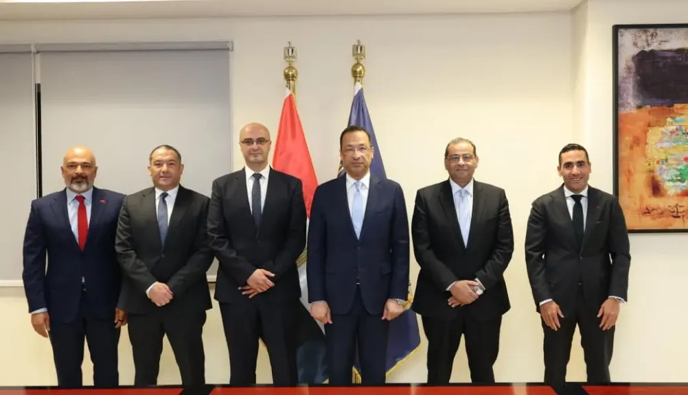 وزير الاتصالات يشهد إطلاق خدمتي ”اطمن” و”اطمن على الآخر” لتوفير بيئة إنترنت آمنة للأطفال على الهاتف المحمول