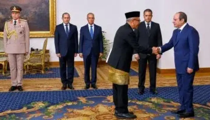 سفير إندونيسيا يقدم أوراق اعتماده للرئيس السيسى ويتعهد بمواصلة تعزيز العلاقات