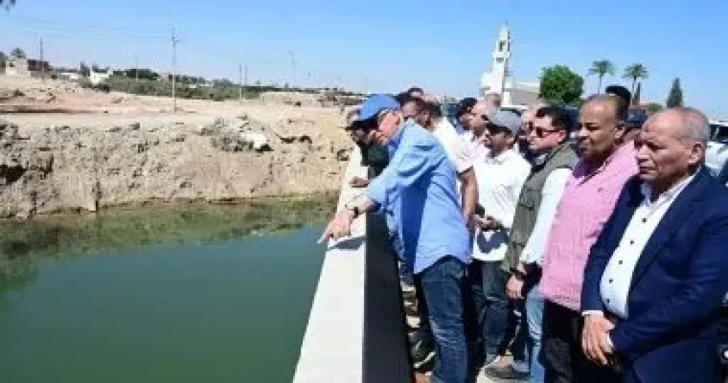 وزير الرى يعلن حملة رقابية مشددة على الترع ويوجه بتطبيق القانون ضد المخالفين