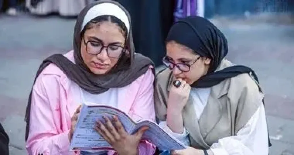 وزارة التعليم: الأسئلة المتداولة قديمة وجروبات الغش تحتال للتربح