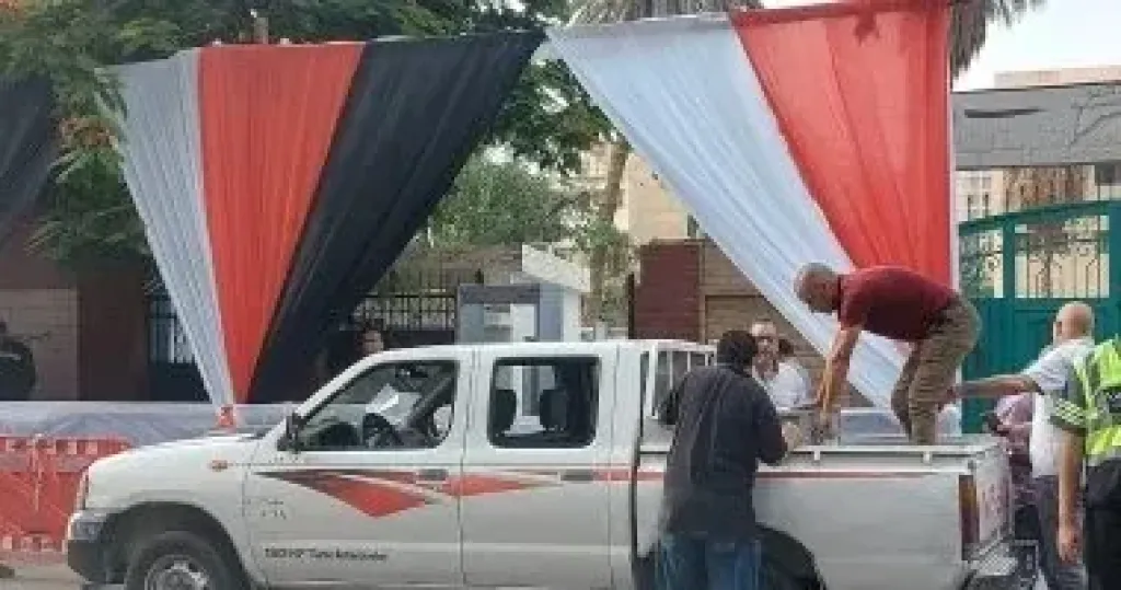 وصول صناديق أسئلة امتحان الكيمياء والجغرافيا للجان الثانوية العامة بالجيزة