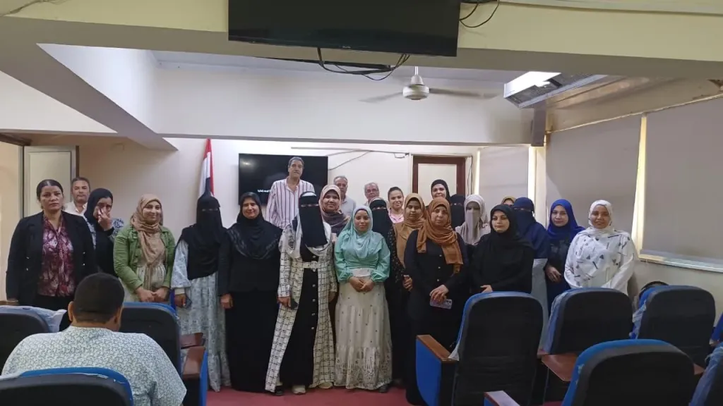 لجنة المبيدات تؤهل الأطباء والمسعفين لعلاج حالات التسمم بالمبيدات