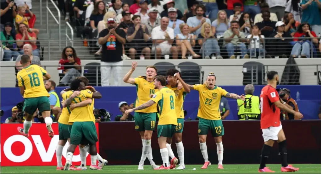 مصر وأستراليا يحتكمان لركلات الترجيح بعد التعادل 1/1 في كأس العالم