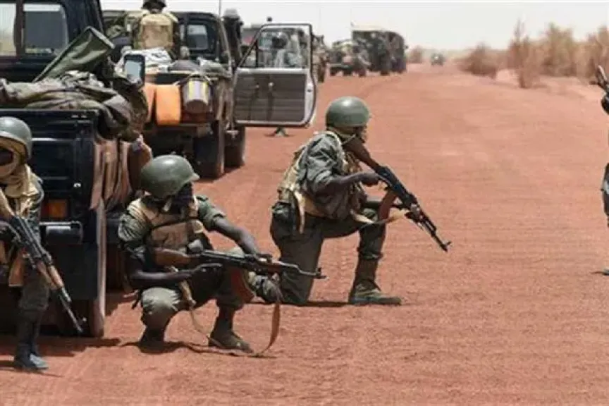 الجيش المالي: هجمات منسقة استهدفت مواقعنا في عدة مناطق وسجنًا داخل البلاد