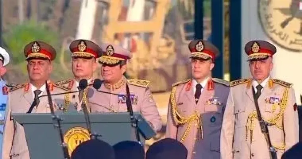 حلوة بلادى السمرا بصوت أنغام خلال حفل القيادة الاستراتيجية بحضور الرئيس السيسى