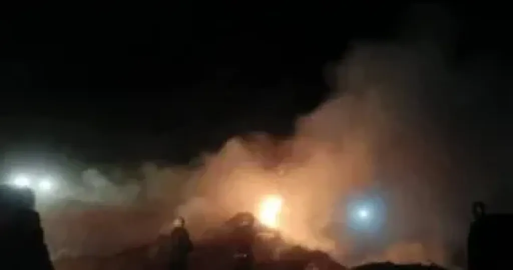 إخماد حريق اندلع داخل مخزن مواد غذائية فى مدينة 6 أكتوبر