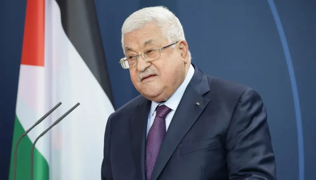 الرئيس الفلسطيني يهنئ الرئيس السيسي بمناسبة افتتاح مقر القيادة الاستراتيجية للدولة