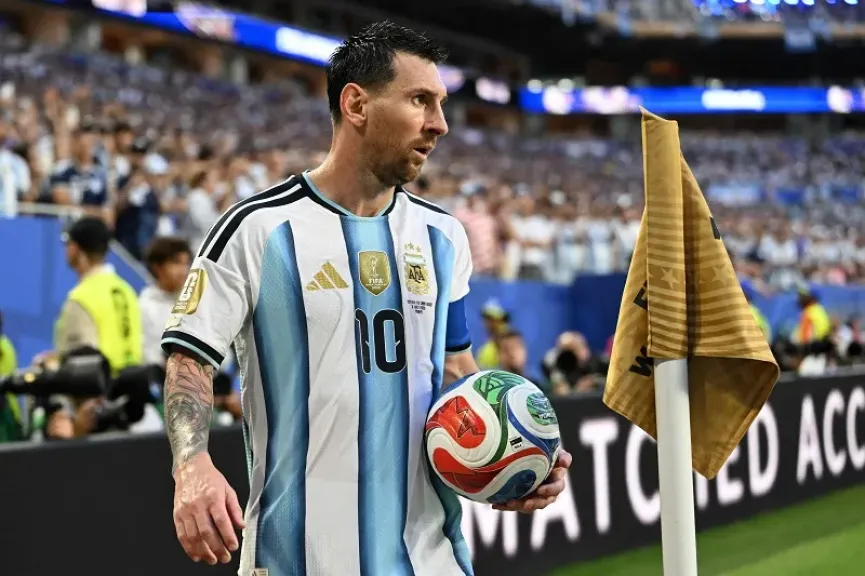 كدمة في وجه ميسي قبل مواجهة مصر والأرجنتين في ثمن نهائي كأس العالم