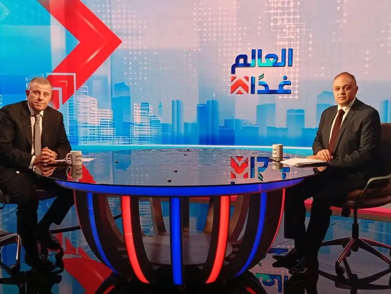 د. محمود المتيني أمام برنامج ”العالم غدًا”: البحث العلمي يشهد طفرة كبيرة.. والجامعات الحكومية العمود الفقري للتعليم العالي