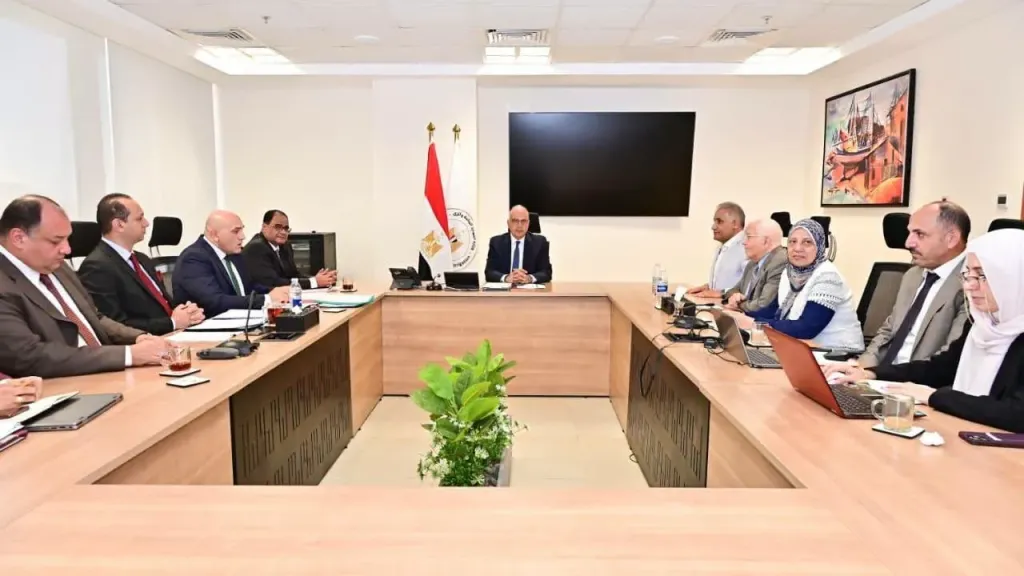 وزير الري يعتمد خارطة طريق لإنشاء إدارة مركزية جديدة للموارد المائية غير التقليدية تشمل معالجة المياه والتحلية كأحد محاور الجيل الثاني لمنظومة المياه المصرية 2.0