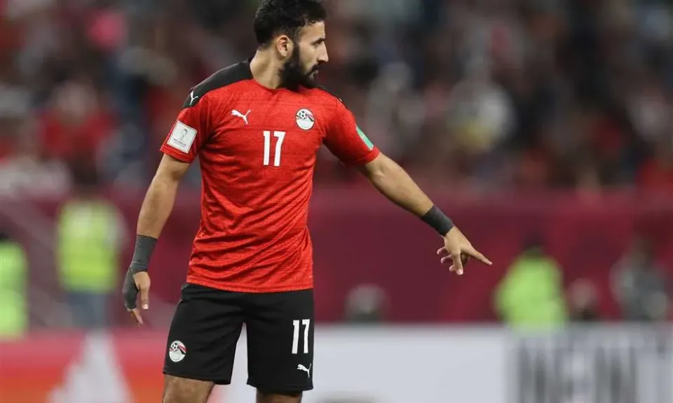 مهند لاشين يعود لتدعيم وسط منتخب مصر أمام الأرجنتين بعد انتهاء الإيقاف