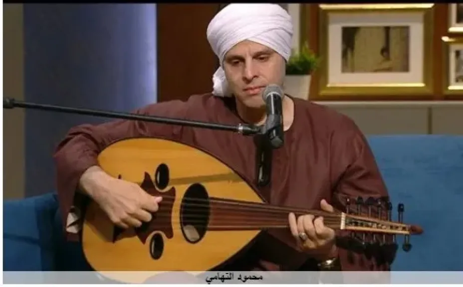 محمود التهامى يكرّم روح عامر التونى وعمر فرحات على مسرح السامر