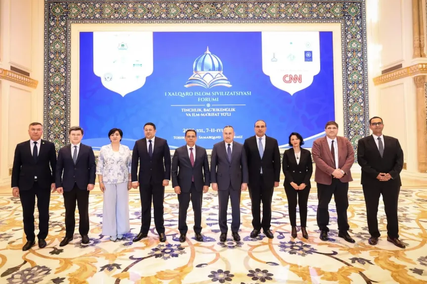 عبدالعزيز قنصوة يبحث في أوزبكستان تعزيز التعاون العلمي والجامعي مع أوزبكستان