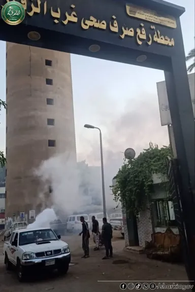 حملات إزالة إشغالات مكبرة لإعادة الإنضباط بالشارع الشرقاوى