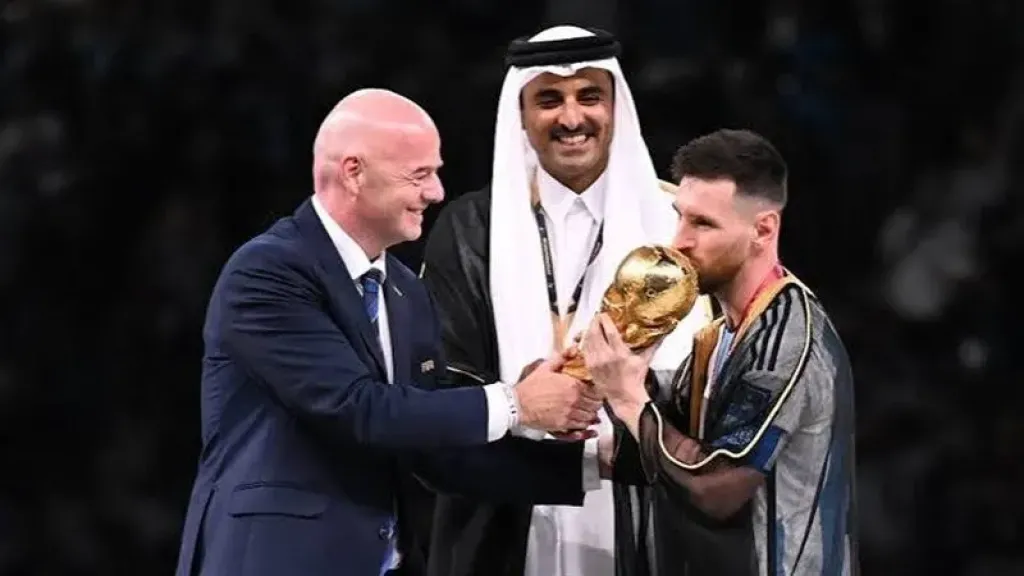 الاتهامات تلاحق الفيفا، هل يجامل الاتحاد الدولي الأرجنتين وميسي لأسباب تسويقية؟