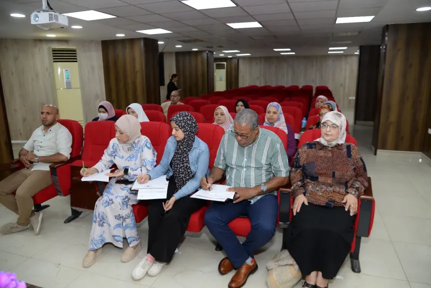 مستشفى الأمراض العصبية والنفسية وجراحة المخ والأعصاب بجامعة أسيوط يعقد اجتماعه