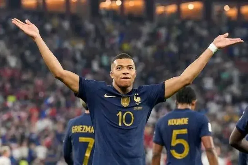 مبابى يقترب من عرش أكثر اللاعبين انتصارا فى تاريخ كأس العالم