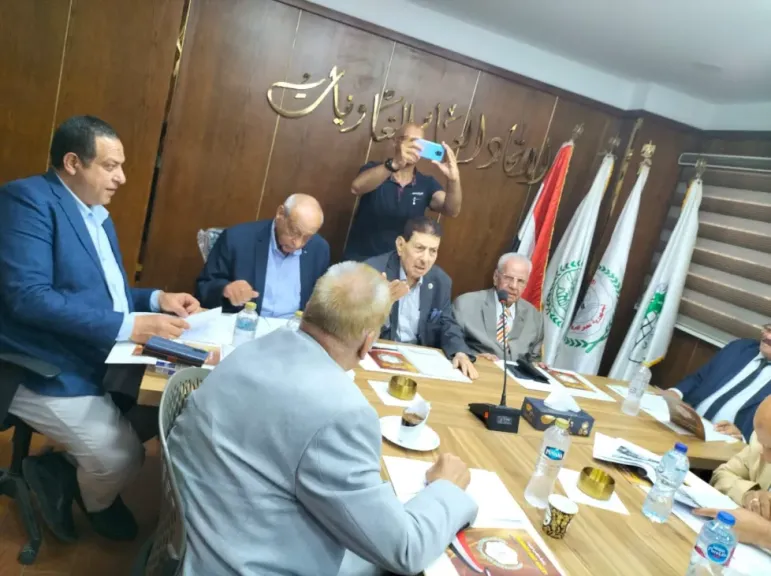 الدكتور أحمد عبد الظاهر: التعاونيات ركيزة لتنمية محدودي الدخل