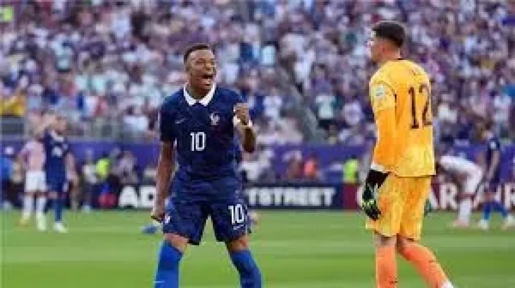 مبابي يطارد رقمي ميسي ومولر في مواجهة المغرب بربع نهائي كأس العالم