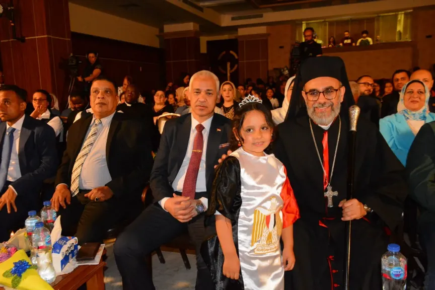 نائب رئيس جامعة أسيوط يشارك في احتفالية مرور 150 عامًا على تأسيس مدرسة راهبات
