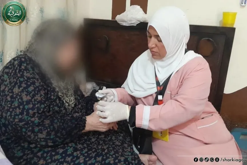صحة الشرقية تٌنفذ 135 ألف زيارة منزلية على مدار٩١أسبوعًا لذوى الهمم والمسنين