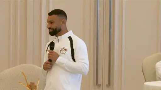 محمد صلاح للرئيس السيسي: ما تحقق مجرد بداية، ولن نقصر في حق مصر