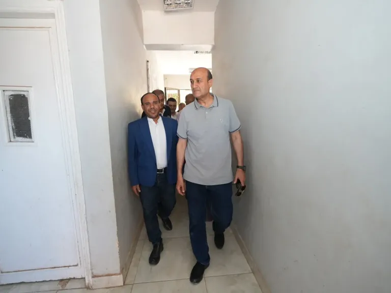 محافظ أسيوط يتفقد مركز التنمية الشبابية بصدفا ويوجه بتعظيم الاستفادة