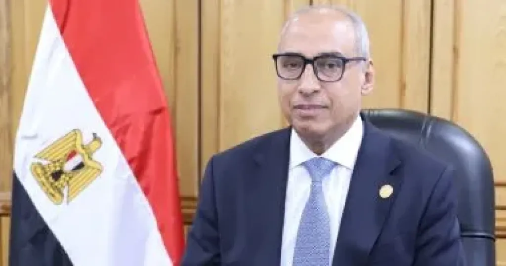 رئيس مجلس الدولة يهنئ اللواء هاني منصور بتعيينه نائبًا لرئيس الهيئة القومية لإدارة الأزمات والطوارئ