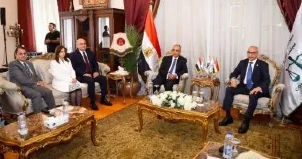 وزير الخارجية ورئيس مجلس الدولة يشهدان توقيع مذكرة مع المحاكم العليا الإدارية الأفريقية