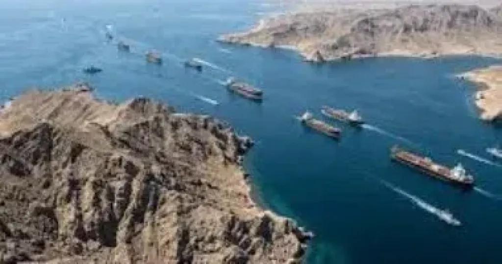 إيران تحذر من حرب تلتهم المنطقة.. وتؤكد: لن نسمح لأمريكا بإدارة مضيق هرمز