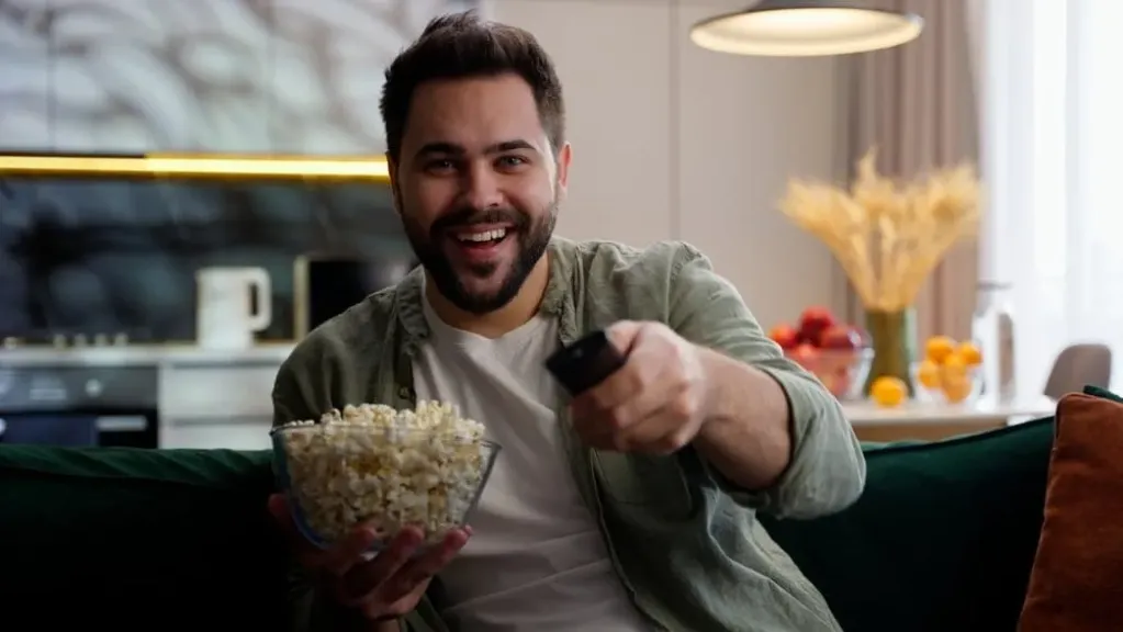 الدليل الشامل لاختيار اشتراك سترونج 4K شهر متعة البث المستقر والسريع
