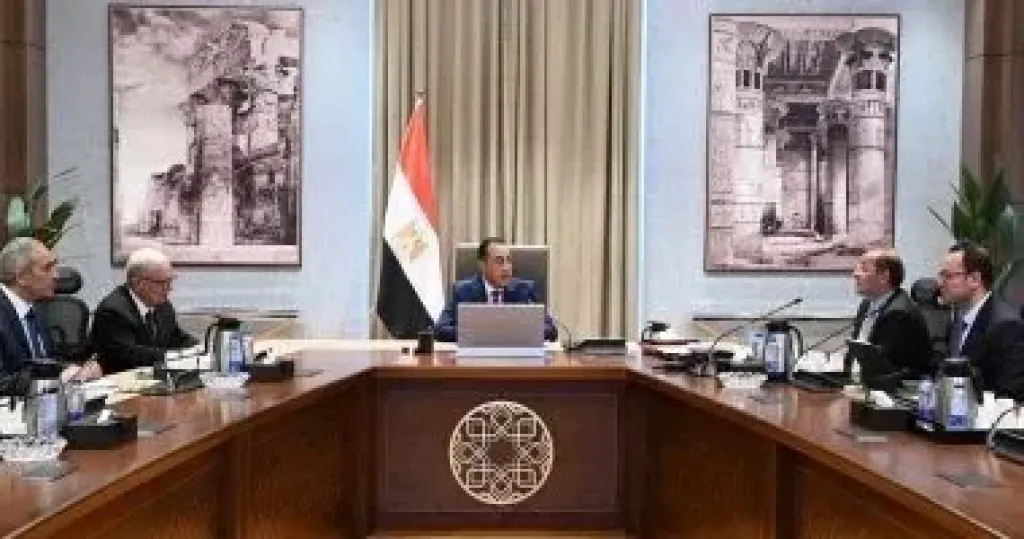 رئيس الوزراء: كل الدعم لإنجاح تطبيق الحزمة الثانية من التسهيلات الضريبية