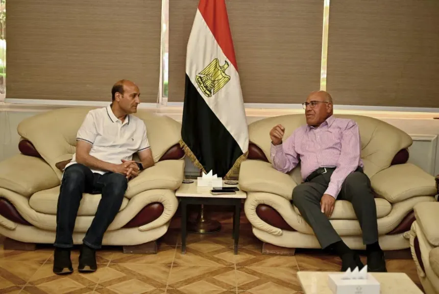 محافظ أسيوط يستقبل رئيس الهيئة العربية للتصنيع في زيارة ميدانية لتفقد مشروعات