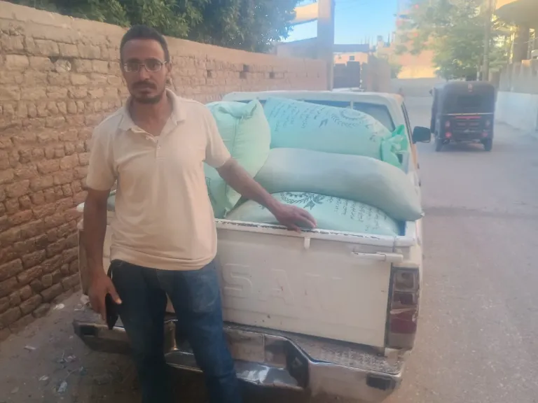 محافظ أسيوط: ضبط طن دقيق بلدي مدعم قبل تهريبه للسوق السوداء خلال حملة تموينية