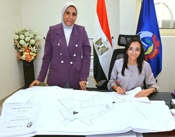 الدكتورة جاكلين عازر تعتمد عددًا من المخططات التفصيلية بمدن وقرى المحافظة