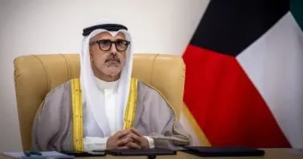 وزير خارجية الكويت يبحث مع نظيريه السعودي والبحريني اعتداءات إيران والحوثى