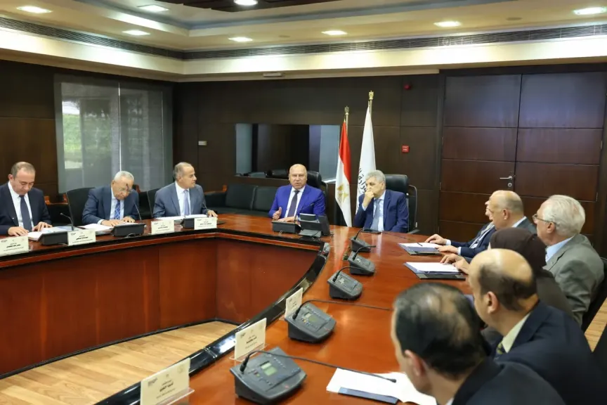 وزير النقل يترأس الجمعية العامة لموانئ مصر البحرية ويستعرض مؤشرات التشغيل